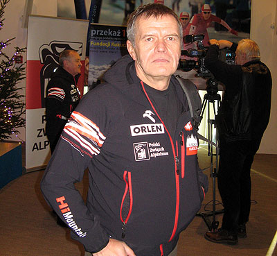 Maciej Berbeka na konferencji prasowej przed wyjazdem na Broad Peak